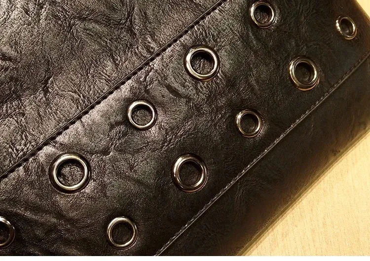 Pochette envelope con borchie borsa a tracolla borsa a spalla_voghion.com