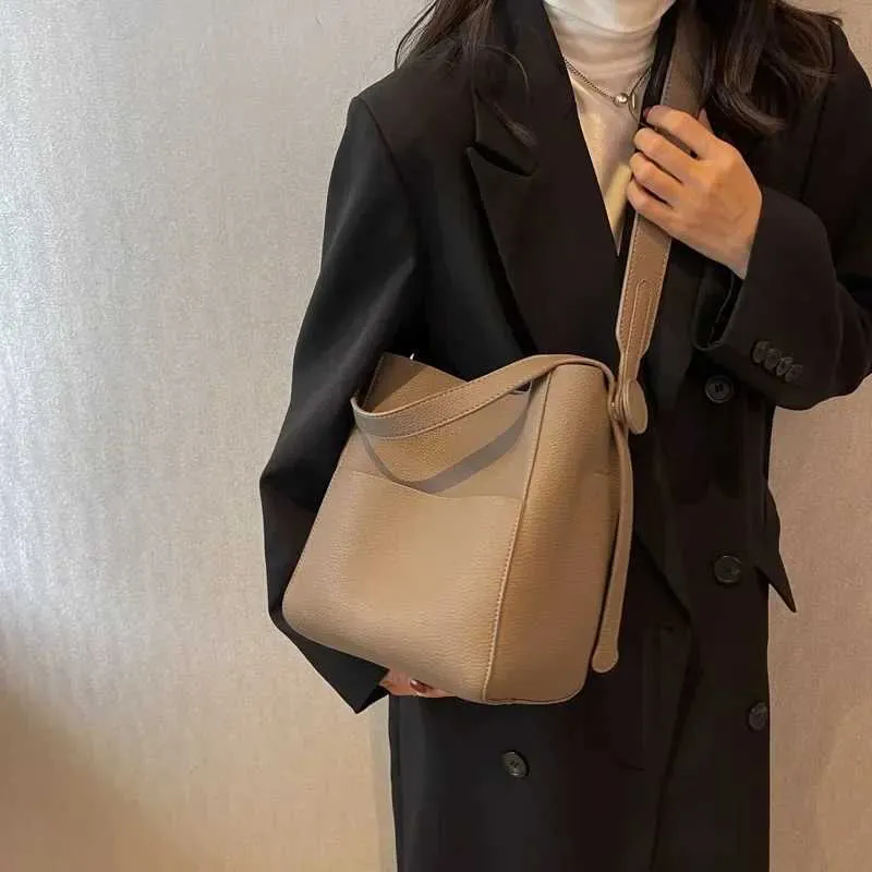Borsa a secchiello da donna, tracolla piccola in pelle, tendenza stilista femminile, 2024, portafoglio e borsa a mano Y241121_voghion.com