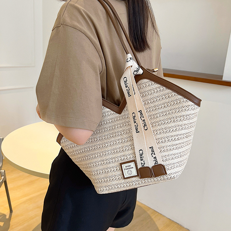 2025 Neue Mode Handheld Stroh Multifunktionale Schulter Gewebte Pendlertasche_voghion.com
