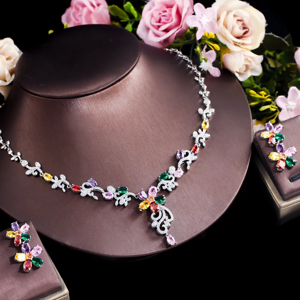 Ensemble de bijoux avec collier et boucles d'oreilles en zircone cubique multicolore pavé pour femmes, 2 pièces, pour fête de mariage, fleur de mariée_voghion.com