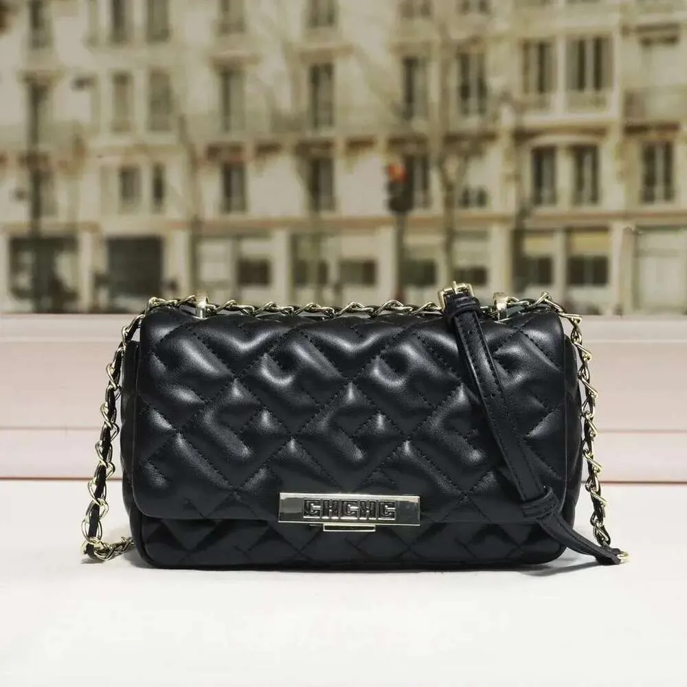 CH Crossbody Brand Ladies Shoulder Niche Design Fashion Daily Commuter Bag Temperament Elegant_voghion.com