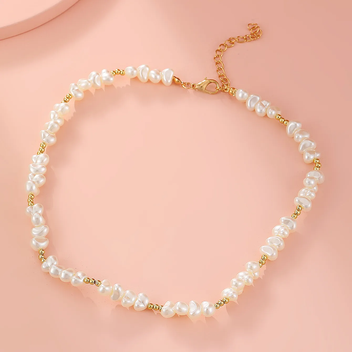 Elegante Unregelmäßige Perlenkette Moderne Handgemachte Kette_voghion.com