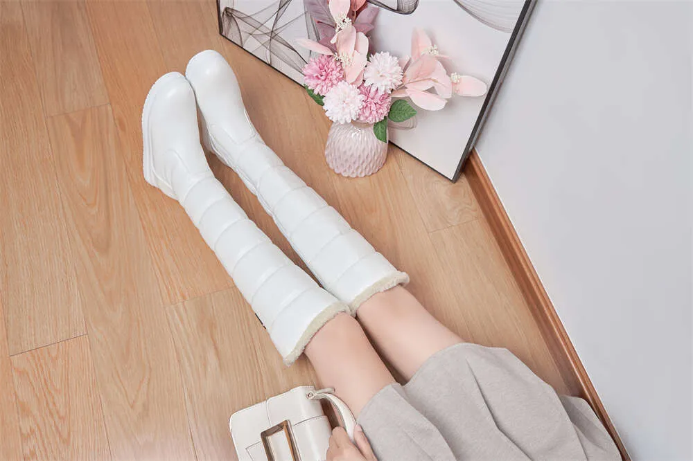 Winter Warm Rosa Weiß Schnee Frauen Schuhe 2024 Niedrigen Absätzen Knie Hohe Stiefel Weibliche Plattform Plüsch Lange Boote Mujer Schwarz_voghion.com