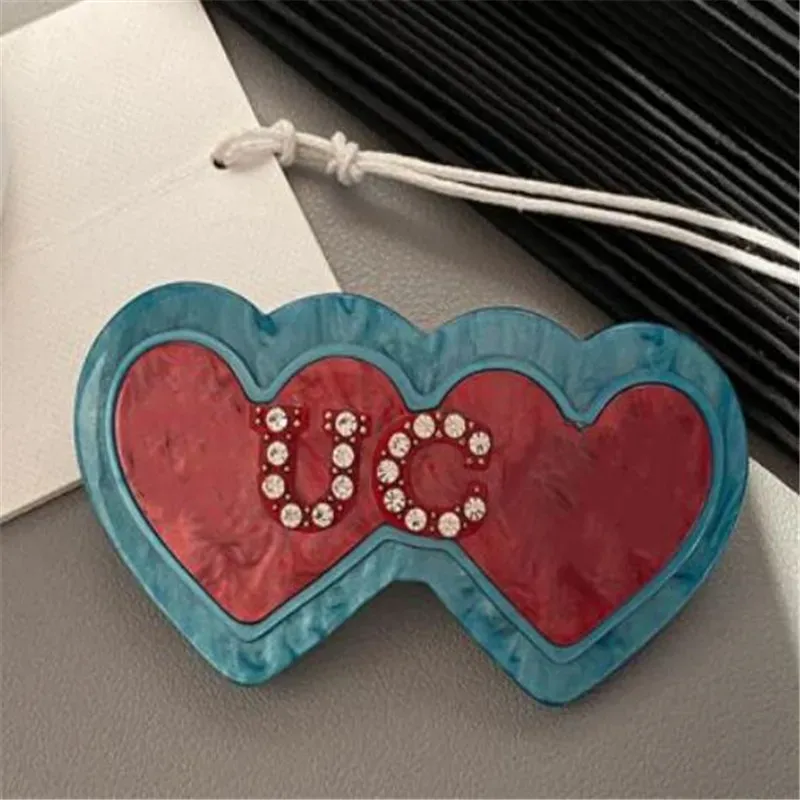 Épingles à cheveux mignonnes pour filles, barrettes de créateurs, pinces à lettres en forme de cœur aimanté, pinces à cheveux pour femmes, épingles à cheveux Rhie Spring_voghion.com