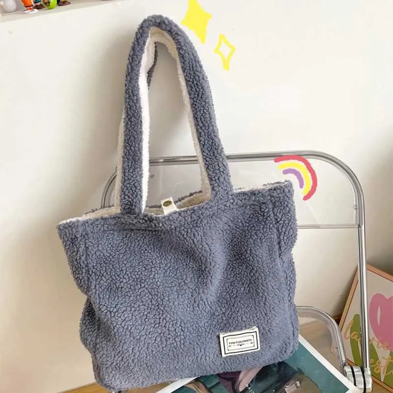 Designer Bag Simple cashmere soft plush shoulder fluffy large capacity shopping bag womens travel handbag Y241115_voghion.com