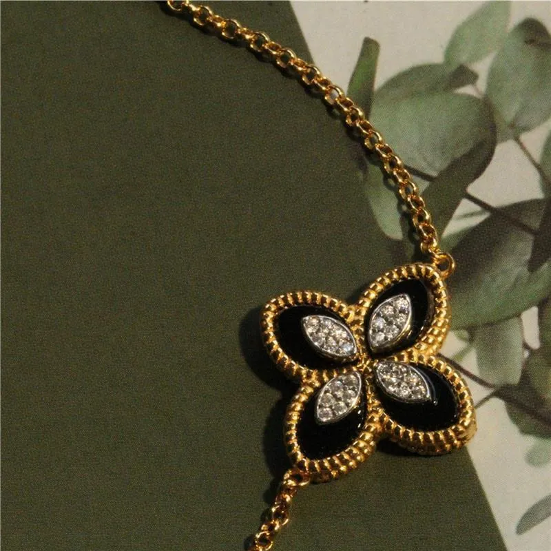 Bracelets à breloques vintage en agate noire naturelle avec pendentif en acier inoxydable pour femmes_voghion.com