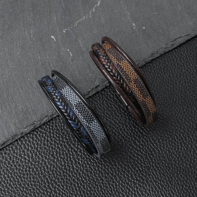 Uformelt ensfarget Pu-lær armbånd for menn_voghion.com