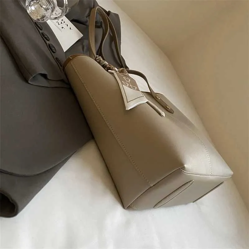Foulard en soie à la mode pour femme, sac décontracté à grande fermeture éclair, sac de shopping quotidien Y241216_voghion.com