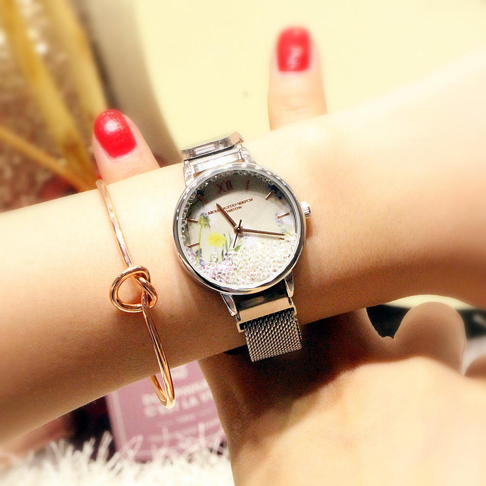 Orologio al quarzo da studente con cintura magnetica in rete da donna di tendenza moda 2024_voghion.com
