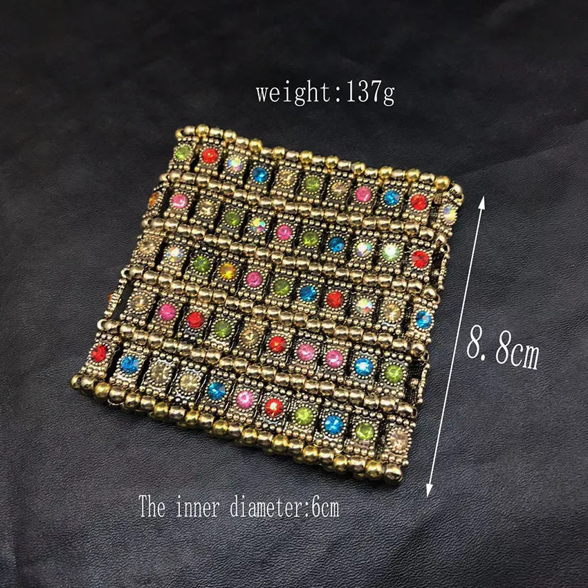 Pulseras elásticas anchas de moda clásicas con dijes, estilo retro punk exagerado, de cinco filas de cristales retráctiles, tejidas con cuentas a mano._voghion.com
