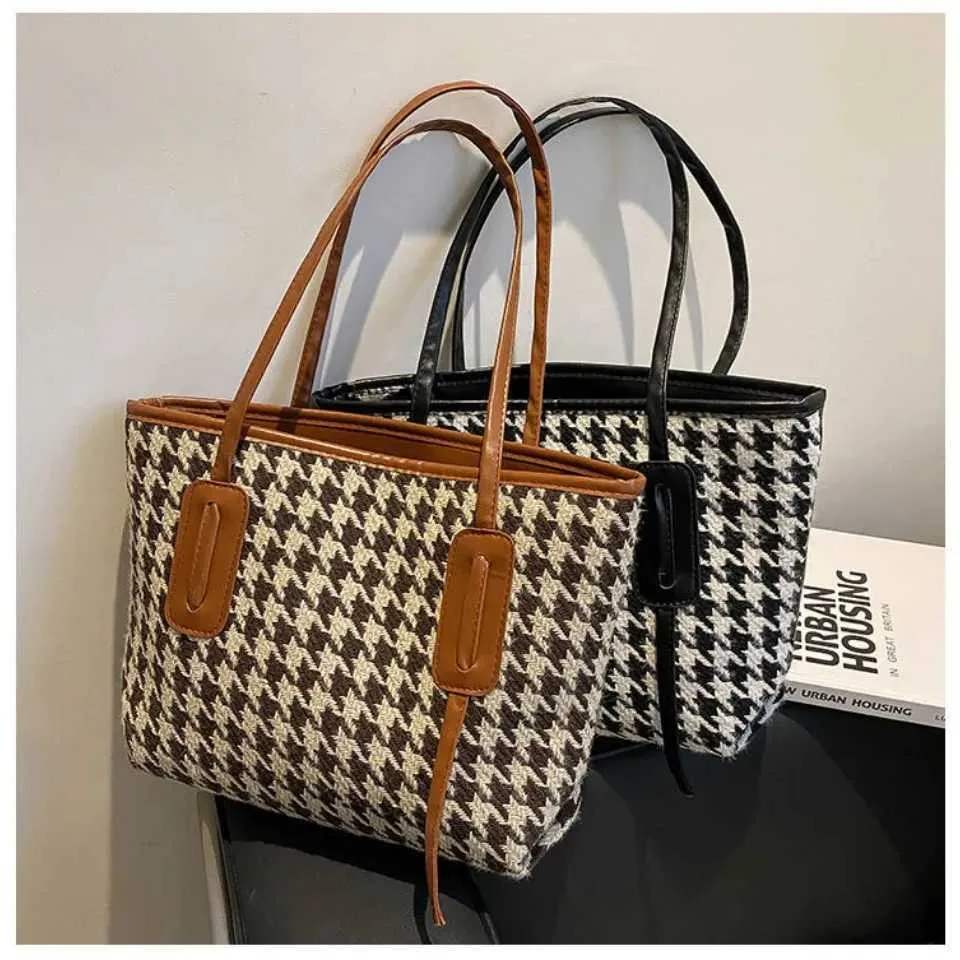 Womens Shoulder Bag And Tote Bag Large Capacity Grid Pattern Bag_voghion.com