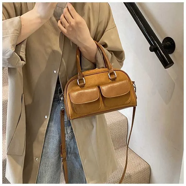 Retro Suede Handbag Shoulder Bag Large Capacity Crossbody Bag_voghion.com