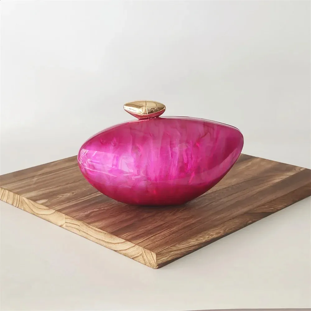 Sac à main et pochette en acrylique pour femme avec fermoir en métal rouge Lady Rose 240730_voghion.com