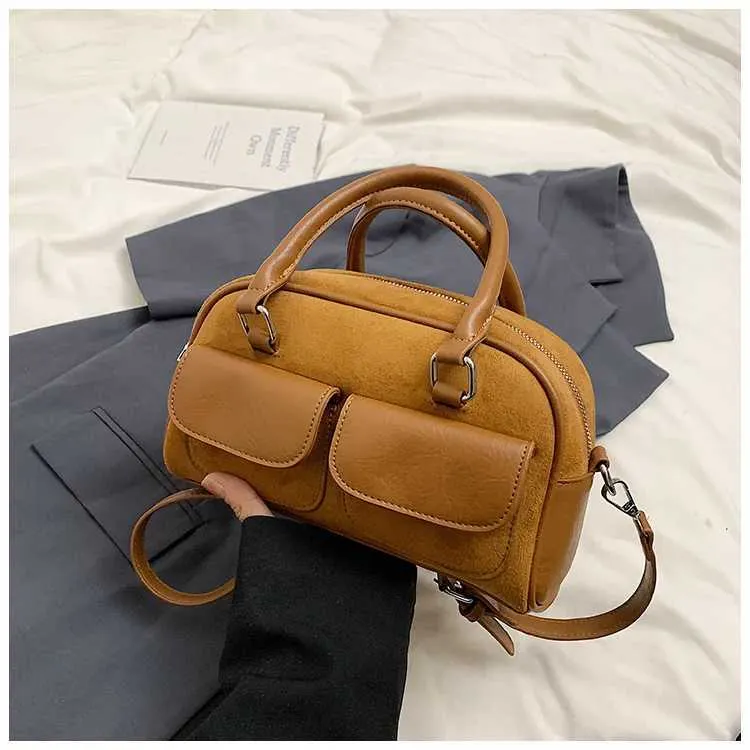 Retro Suede Handbag Shoulder Bag Large Capacity Crossbody Bag_voghion.com