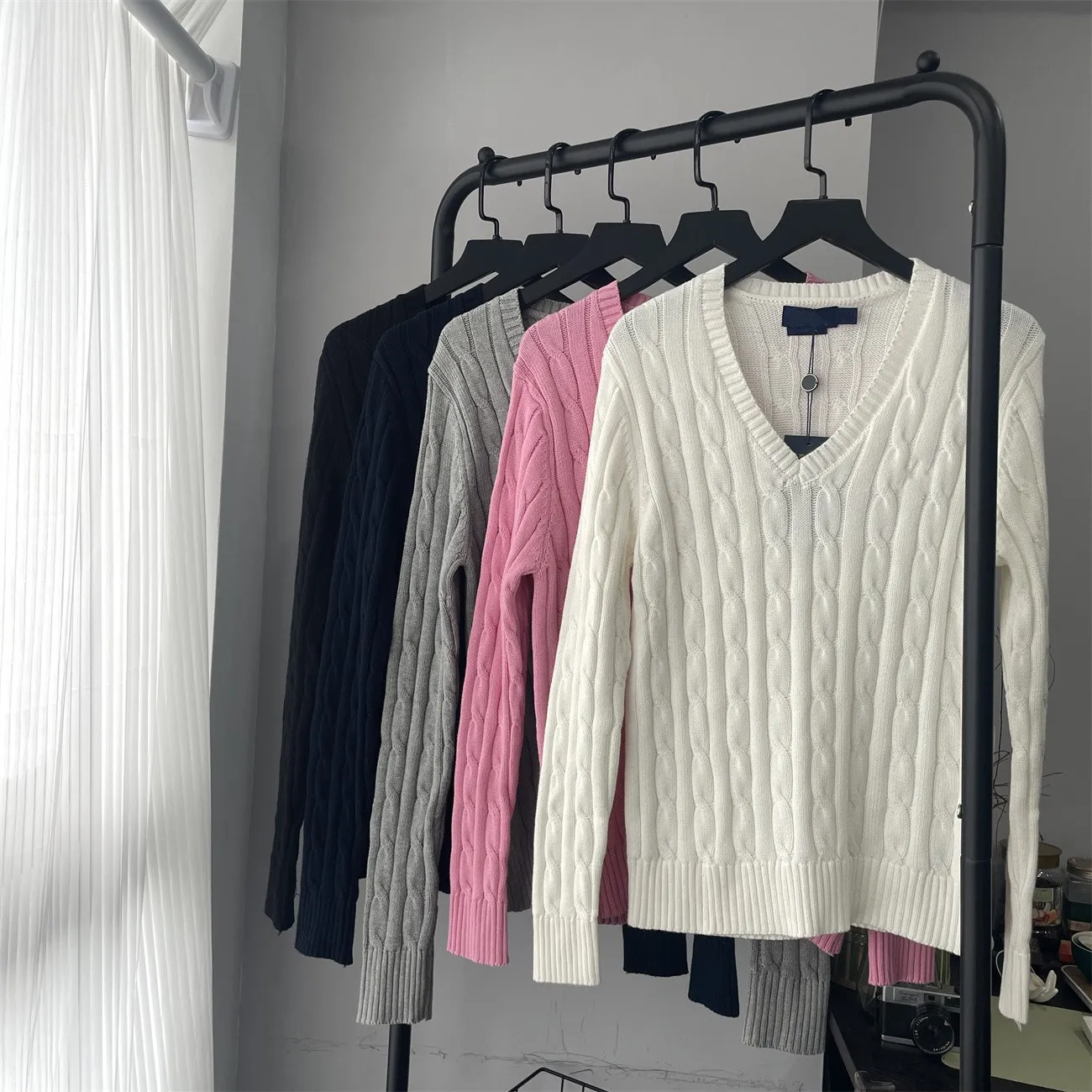 Mens Sweater Pony Embroidery Sweaters Designer Womens Knitted Fleece Pullover Sweater Spring Winter Jumpers Grils V-neck_voghion.com