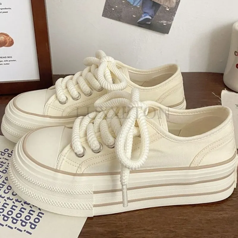 Scarpe da ginnastica con lacci, comode e traspiranti, stile campus, con punta tonda e suola spessa, stile retrò casual alla moda._voghion.com