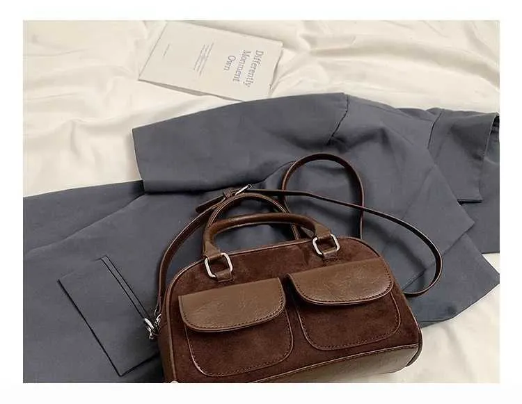 Retro Suede Handbag Shoulder Bag Large Capacity Crossbody Bag_voghion.com