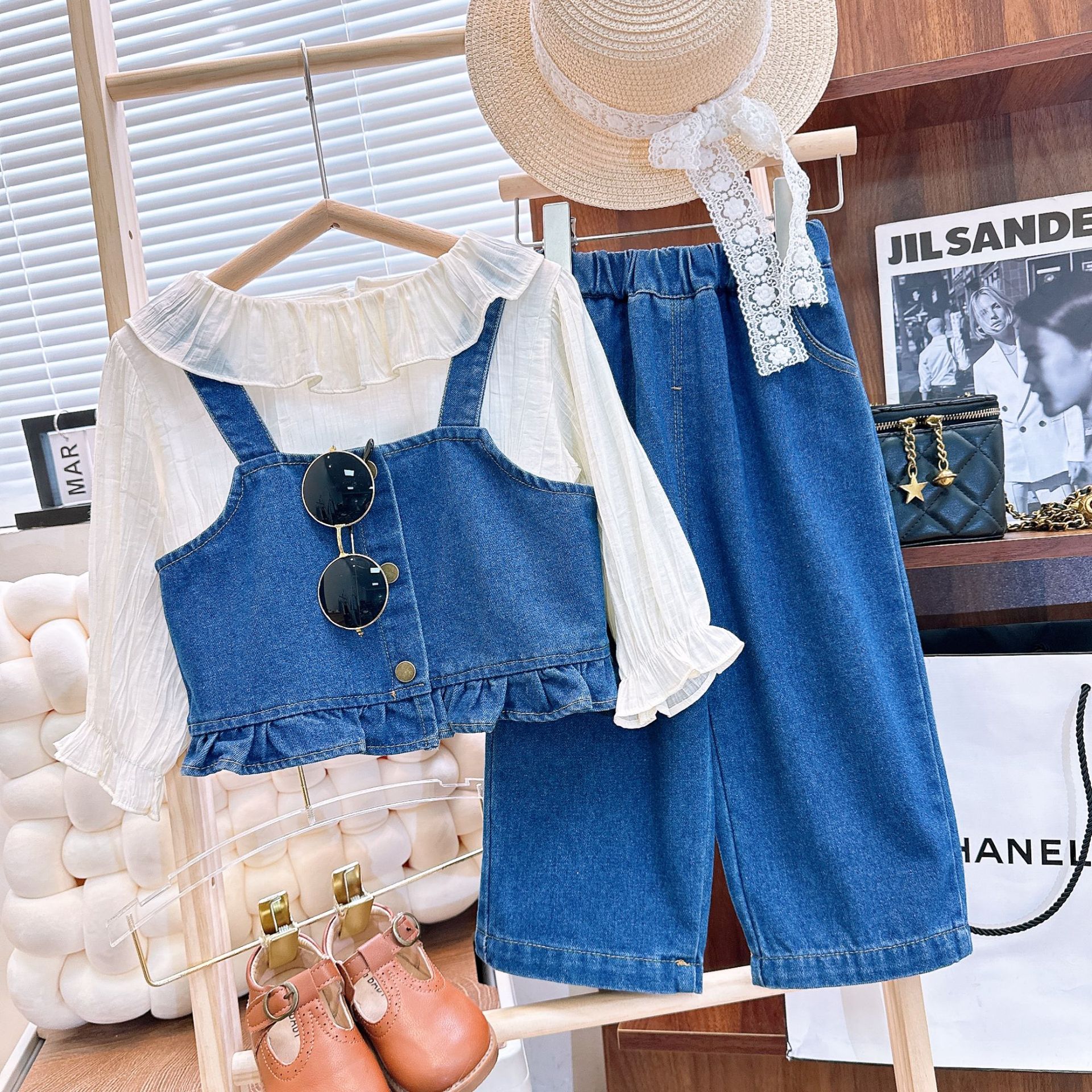 Mutter & Kinder 2024 Frühjahr und Herbst neue Mädchen süße Lotusblatt Kragen Hemd plus Denim Hosenträger dreiteiligen Anzug_voghion.com