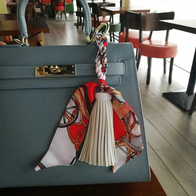 style silk decoration soft PU leather car keychain accessories fashionable womens jewelry pendant Y241121_voghion.com