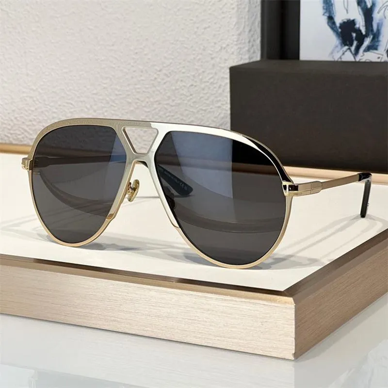 Designer Sunglasses For Men Women 1060 Fashion CR-39 Avant-garde Goggles Style Anti-ultraviolet Classic Popularity Metal_viptrois.com