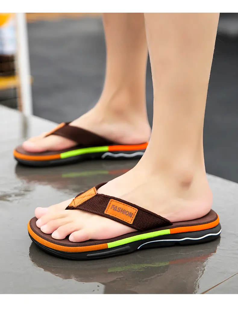 Infradito uomo alla moda per il mare e per il tempo libero_voghion.com