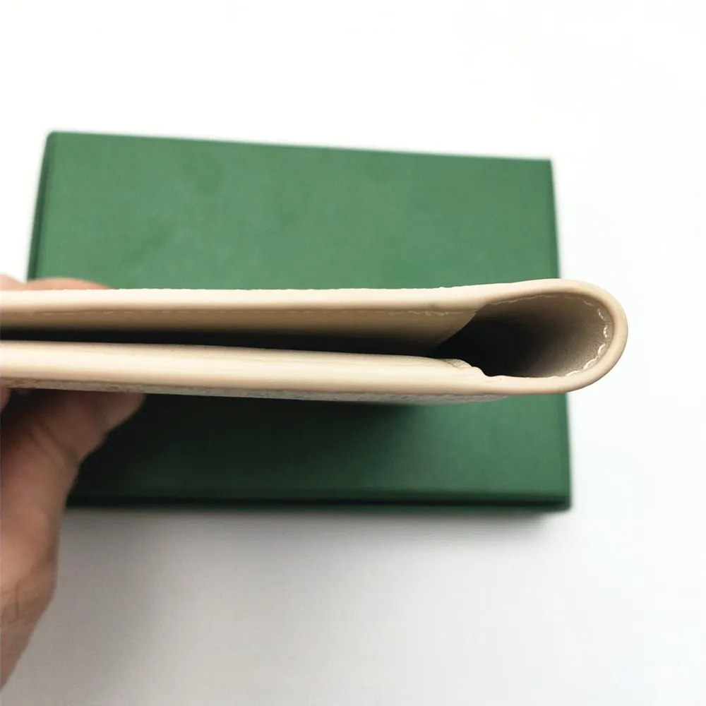 Neue hochwertige Abdeckung Klassische Männer Frauen Mode Passhüllen ID-Kartenhalter mit Box_voghion.com