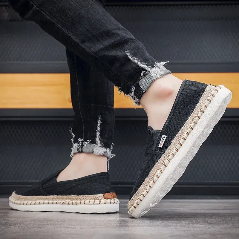 Klassische Herren Slipper Leichte Canvas Freizeitschuhe_voghion.com
