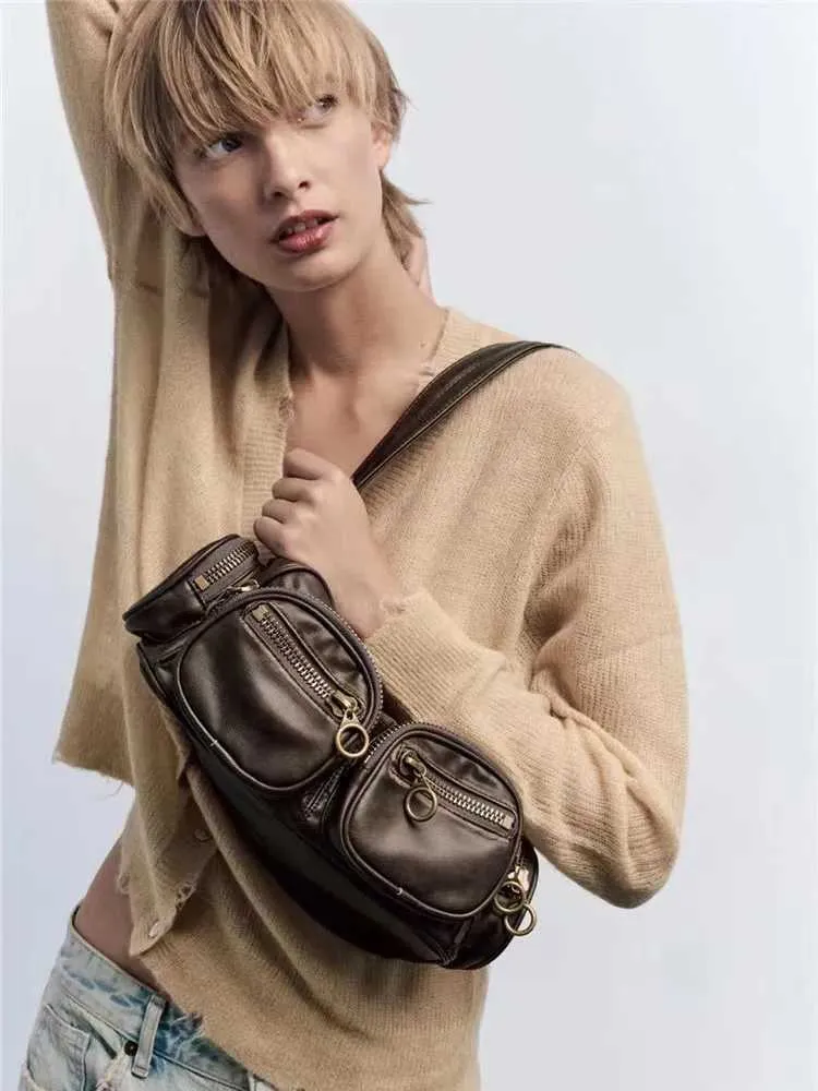 Punk Stilvolle Henkeltaschen für Frauen PU Unterarm Freizeit Achseltasche Shopping Schultertaschen Weibliche Mode Handtasche241216_voghion.com