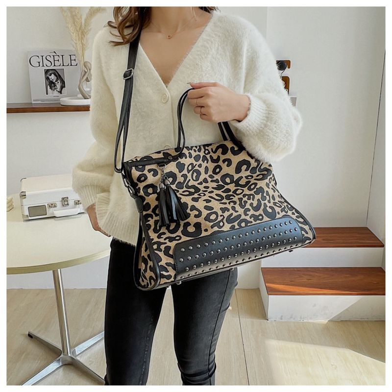 Handtaschen Große Kapazität im französischen Stil Damen 2023 Neue Tasche mit Leopardenmuster Einkaufstasche_voghion.com