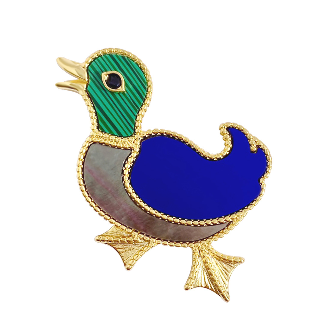 Creative cartoon small animal duck inlaid with mother seashell agate trendy women’s anti glare brooch couple top