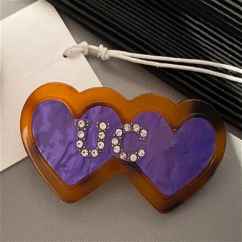 Épingles à cheveux mignonnes pour filles, barrettes de créateurs, pinces à lettres en forme de cœur aimanté, pinces à cheveux pour femmes, épingles à cheveux Rhie Spring_voghion.com
