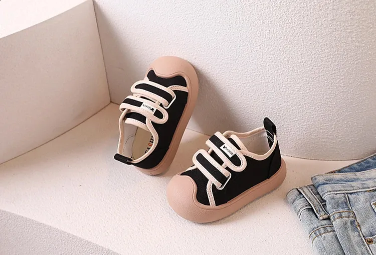 2024 New Kids Canvas for Girls Boys Soft Sole School Sneakers Child Toddler Casual Sports Shoes Baby Walkers 240912_desvips.com