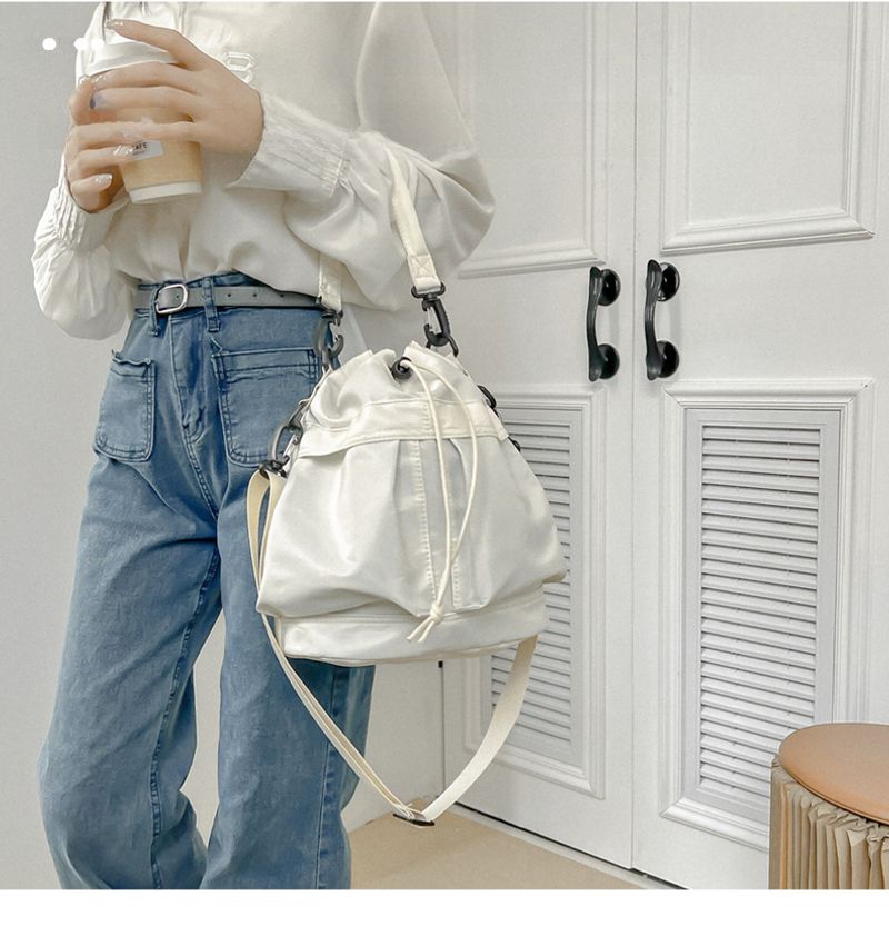 Lässige Schwimmtasche Große Kapazität Nylon Unterarm-Eimertasche Hochwertige tragbare Turntasche mit Kordelzug_voghion.com