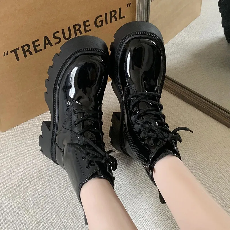 Patent Leather Platform Ankle Boots For Women Motorcycle Style_voghion.com
