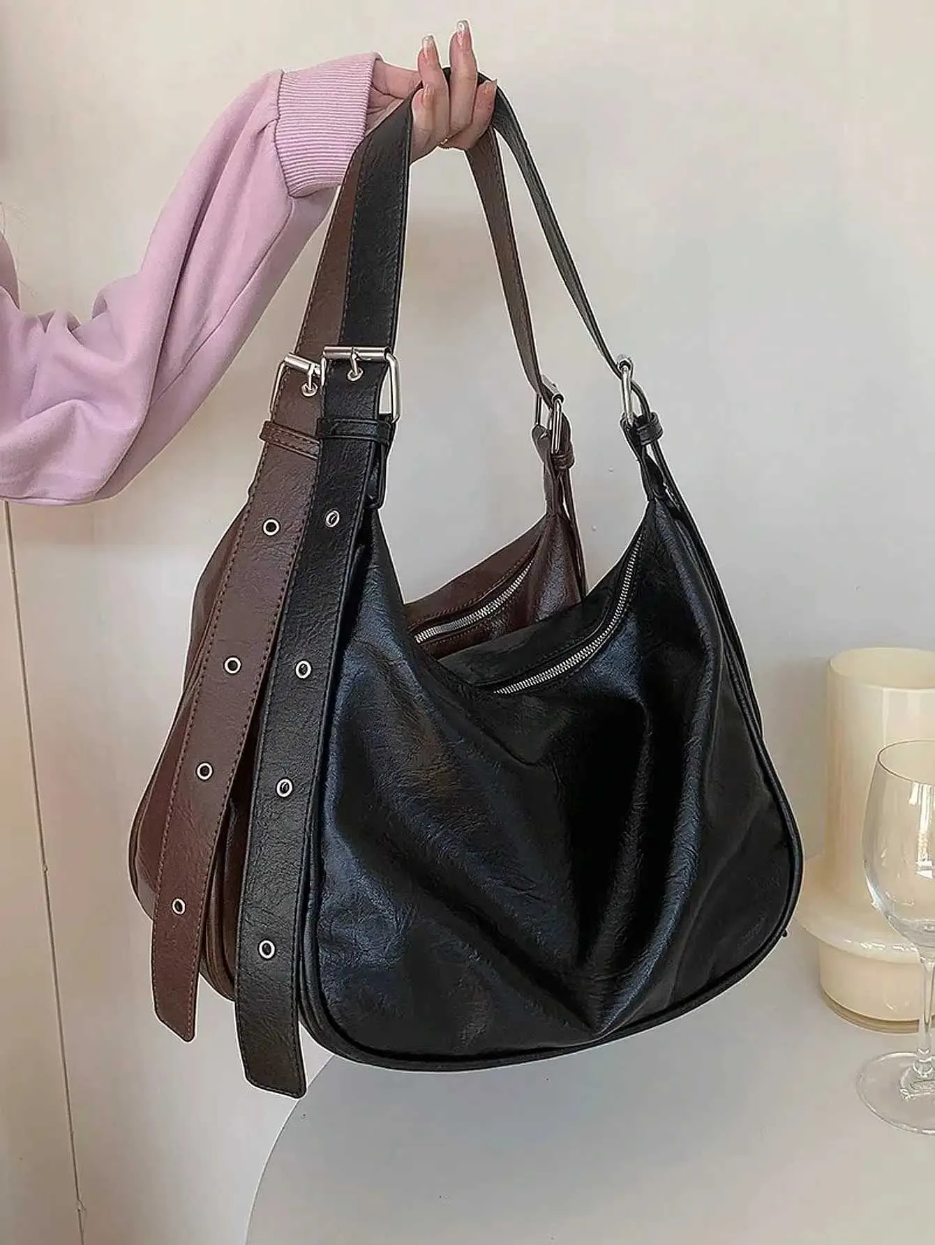 Large capacity for women in 2024 new trendy and retro fashion single crossbody bag wide shoulder strap niche andC241103_voghion.com