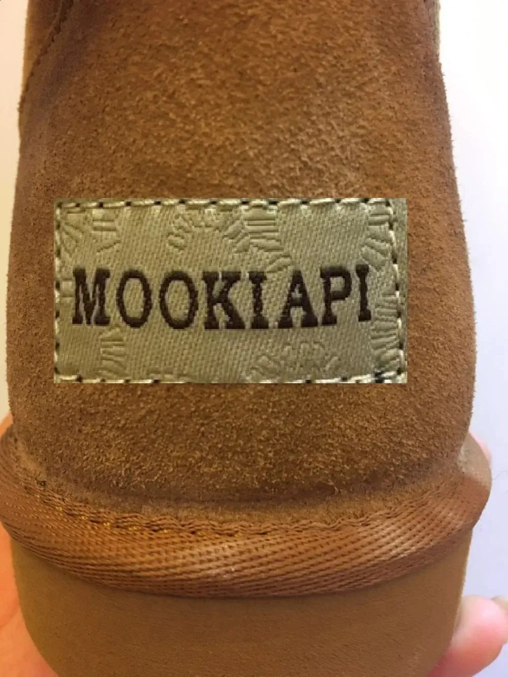 In the European high-quality real sheepskin natural wool women boots. The latest and most fashionable snow 240830_voghion.com