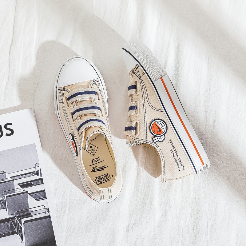 Elastic Band Smiling Face Canvas for Women Summer and Autumn Students Versatile Little White 2024 New One Step Lazy_voghion.com