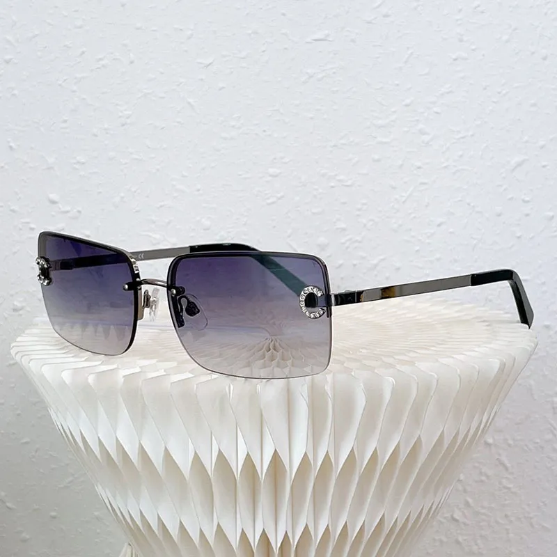 Lunettes de soleil pour femmes Mode ins net rouge mêmes hommes et femmes 4104 branches en métal Charnière à ressort Montures colorées classiques 5_voghion.com