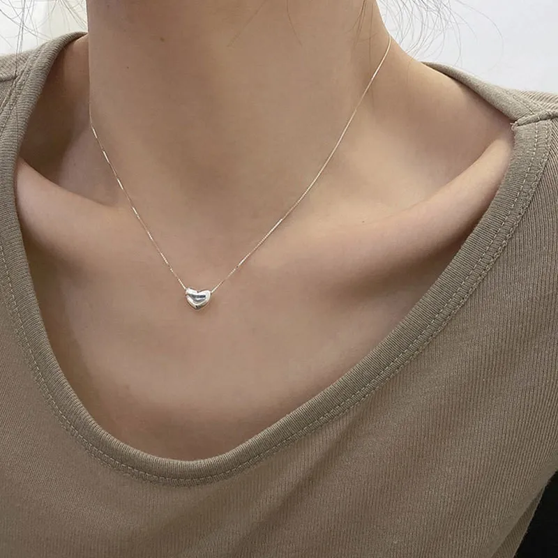 Chains Color Galaxy Pearl Necklace Female Butterfly Indifferent Light Flash Diamond Niche Clavicle Chain_voghion.com