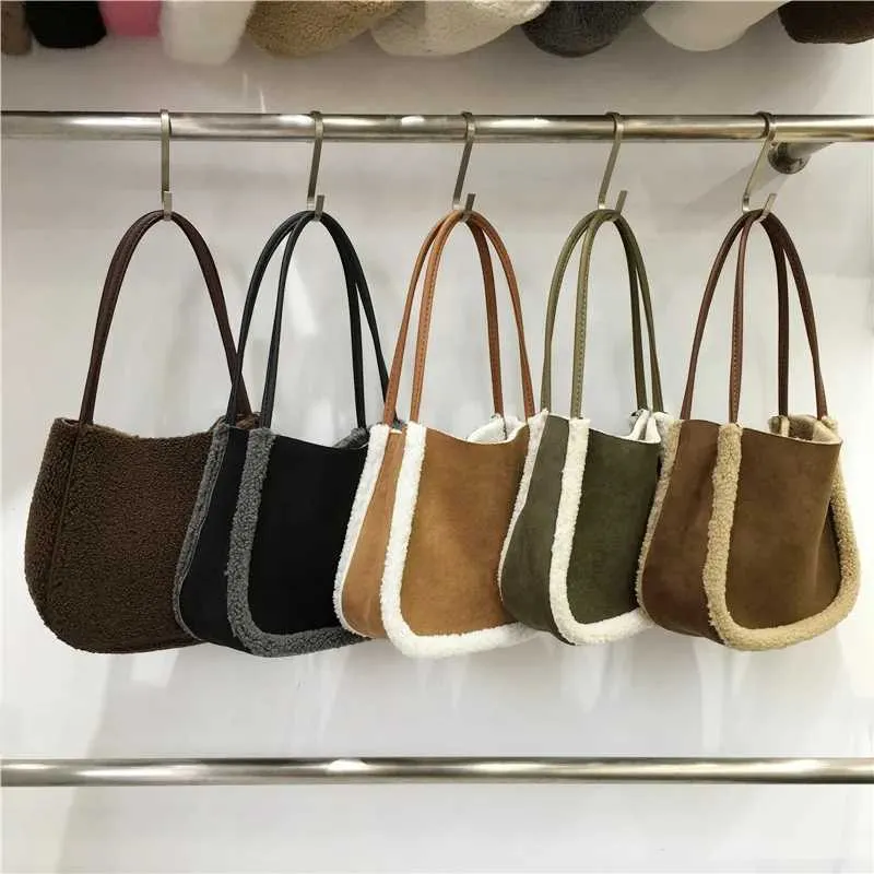 Large Capacity Lambs Wool Contrast Color Square Single Shoulder Bags 2024 Autumn Winter New Women Suede Handle_voghion.com