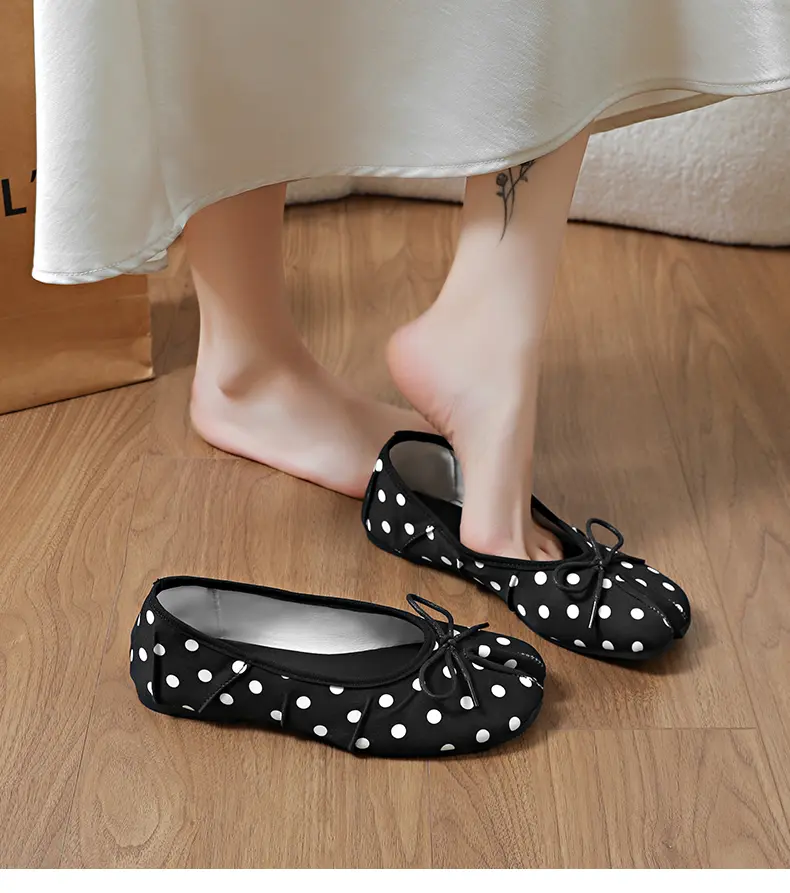 Versatile Women's Ballet Flats Elegant Mary Jane Leather Shoes_voghion.com