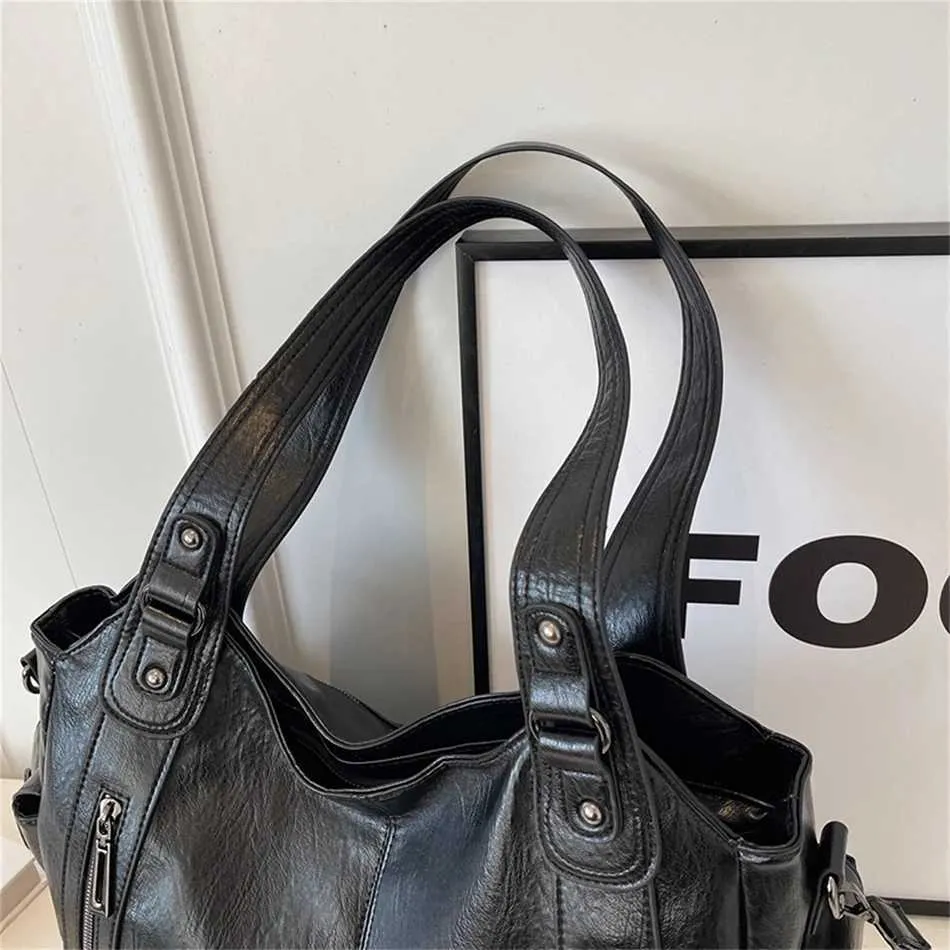 Women's Large Shoulder Bag Two Layer Soft Leather Retro Handbag_voghion.com