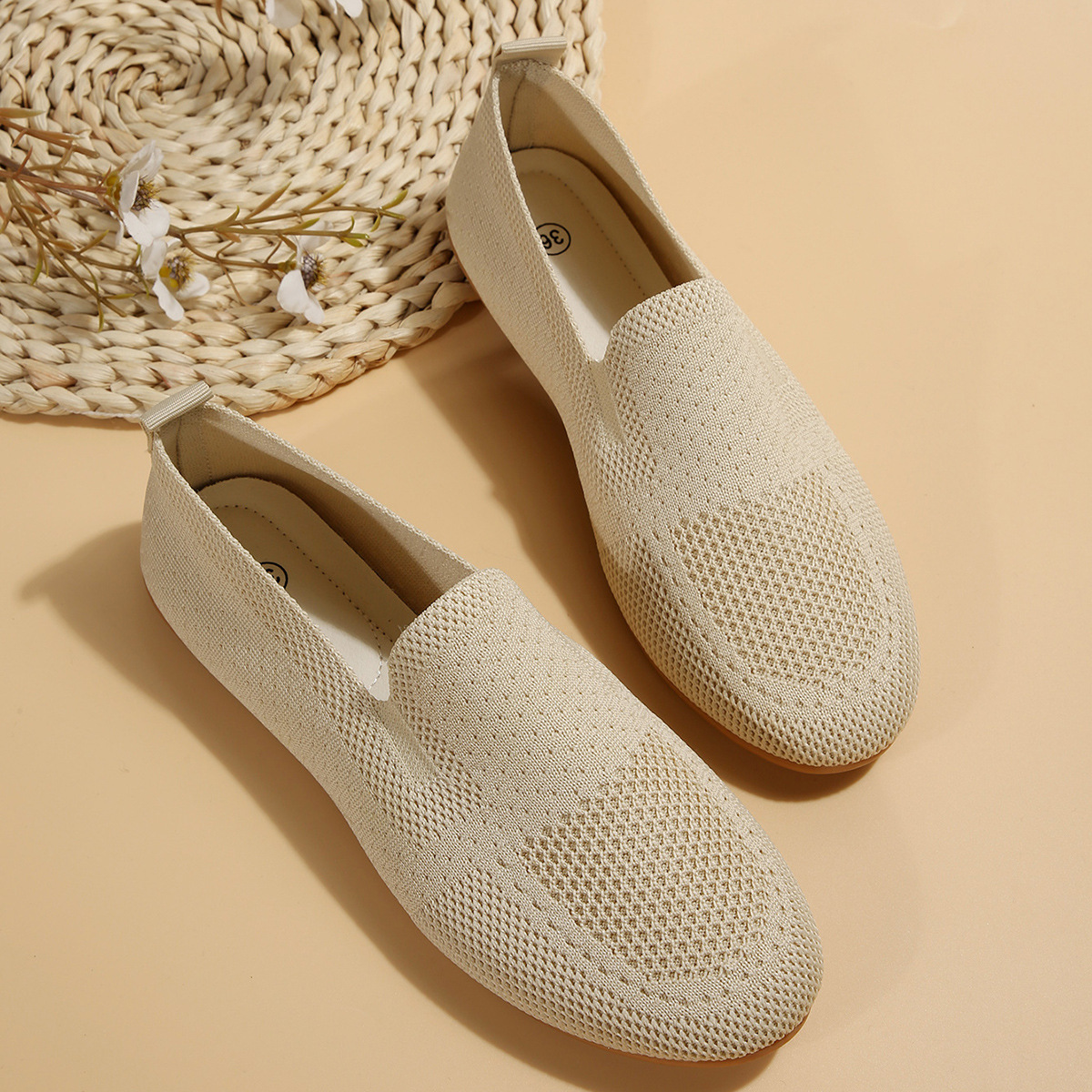 Damenmode flacher Mund fliegende Strick-Low-Top-Einzelschuhe Damen neue gestrickte runde Kopf Set Füße faule Müßiggänger_voghion.com