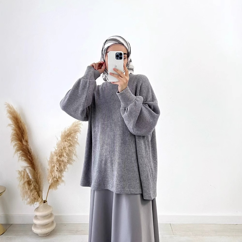 2025 Muslim Women's Clothing Lazy Pullover Knit Top With Flared Skirt Set Fashion