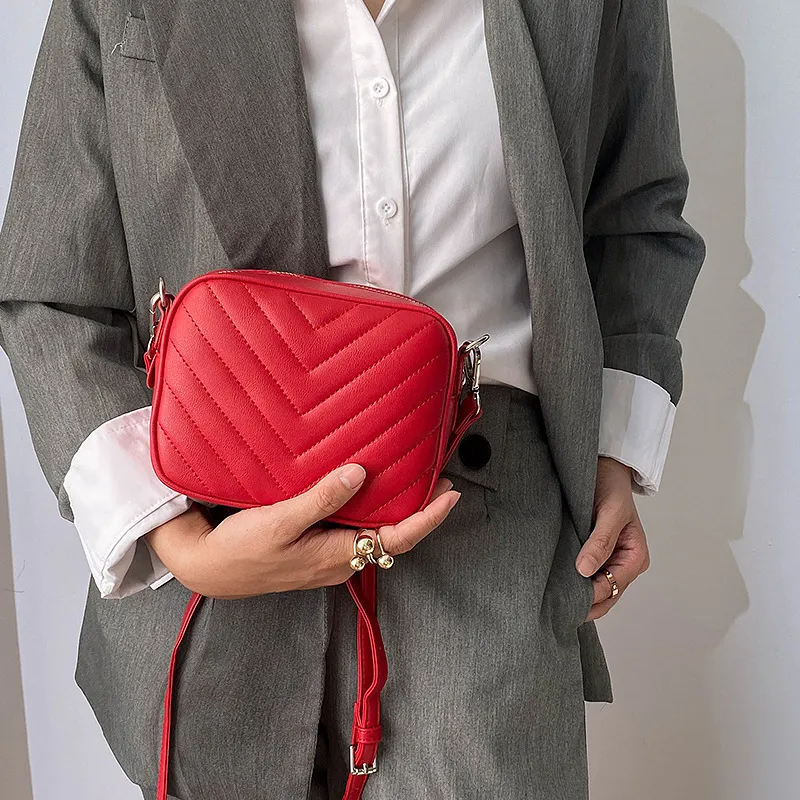 Borsa a tracolla Dia Grid da donna, versatile e alla moda_voghion.com