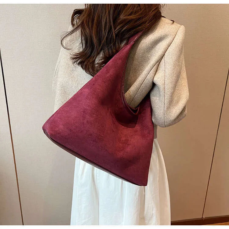 New Retro Niche Suede Women's Versatile Shoulder Fashionable Underarm Tote Bag_voghion.com