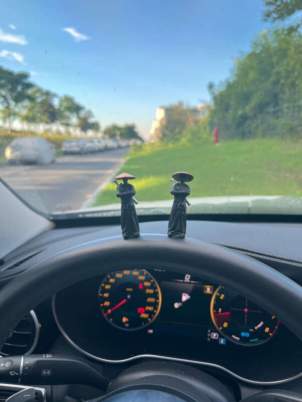 Hanjiang Lonely Shadow Style Xiake Ornament Jianghu Ancient Swordsman Center Console Display Car Decoration_voghion.com