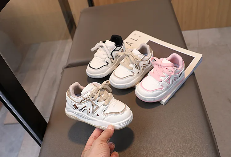 Baskets antidérapantes pour enfants, chaussures de sport mignonnes en forme d'ours, chaussures décontractées en cuir PU pour garçons et filles_voghion.com