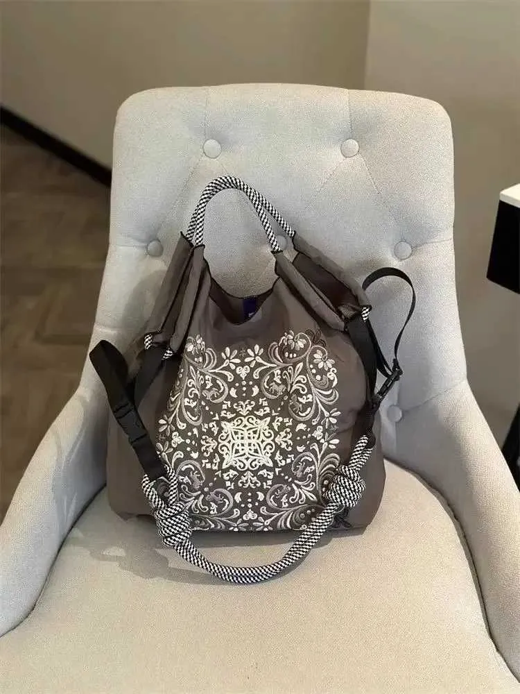 New Japanese Style Tenghua Ball Chain Embroidered Eco-friendly HandBag Nylon Diagonal Shoulder Shopping Bag Large_voghion.com