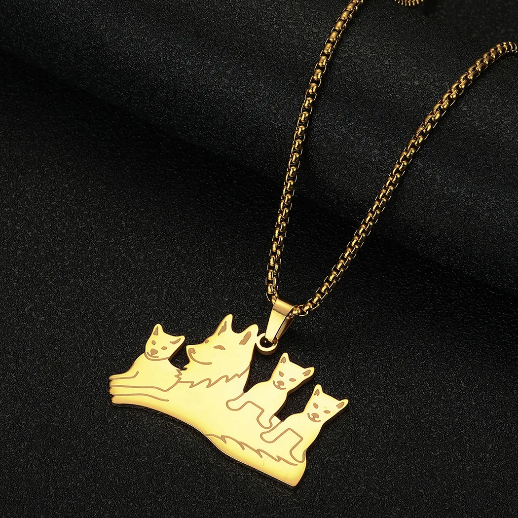 Wolf And Pups Pendant Necklace Animal Lover Gift For Everyone_voghion.com